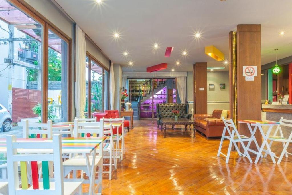 Oyo 292 The Oddy Hip Hotel Patong Εξωτερικό φωτογραφία
