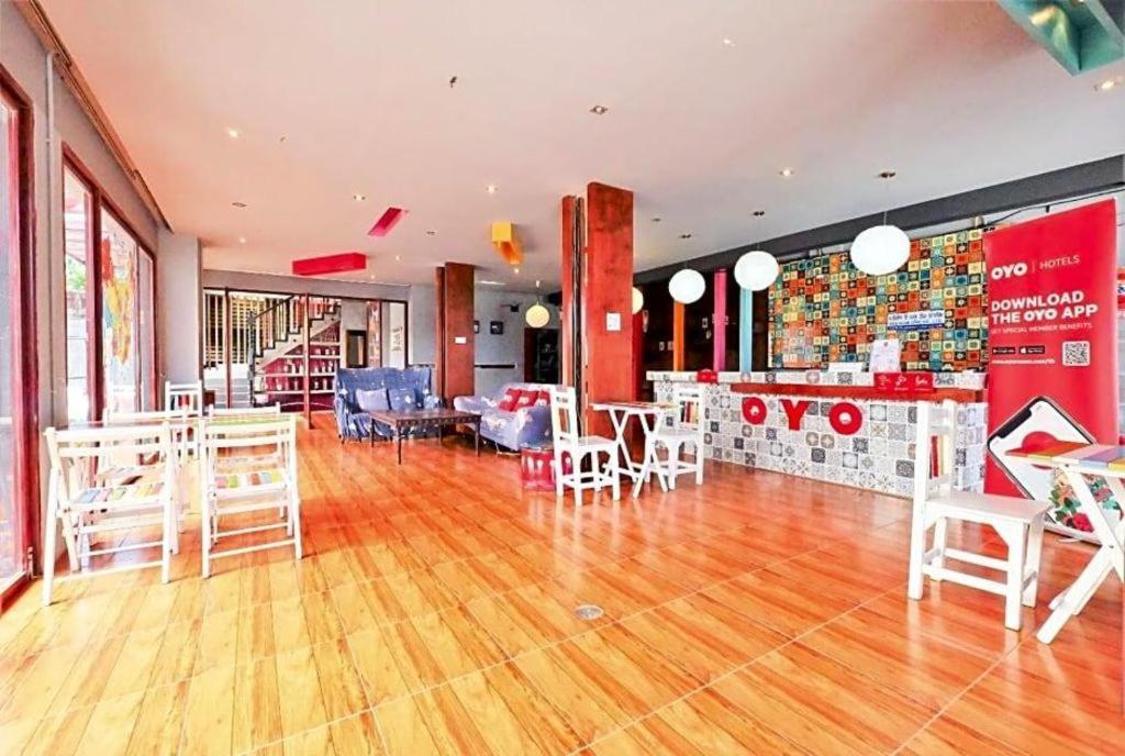 Oyo 292 The Oddy Hip Hotel Patong Εξωτερικό φωτογραφία