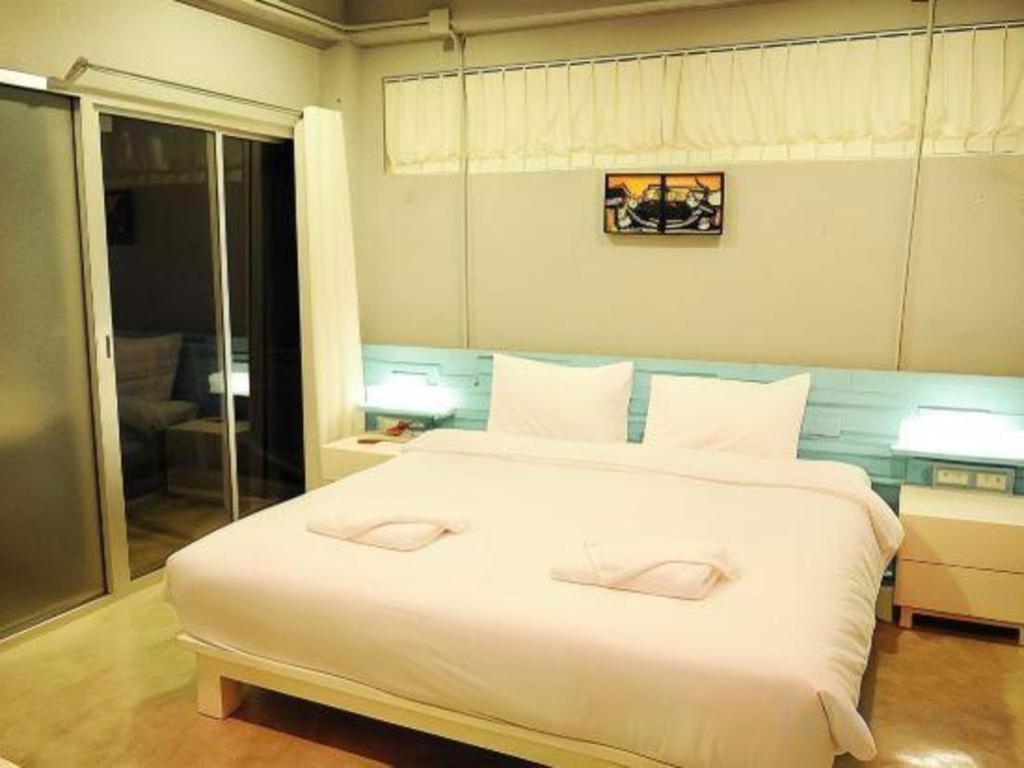Oyo 292 The Oddy Hip Hotel Patong Εξωτερικό φωτογραφία