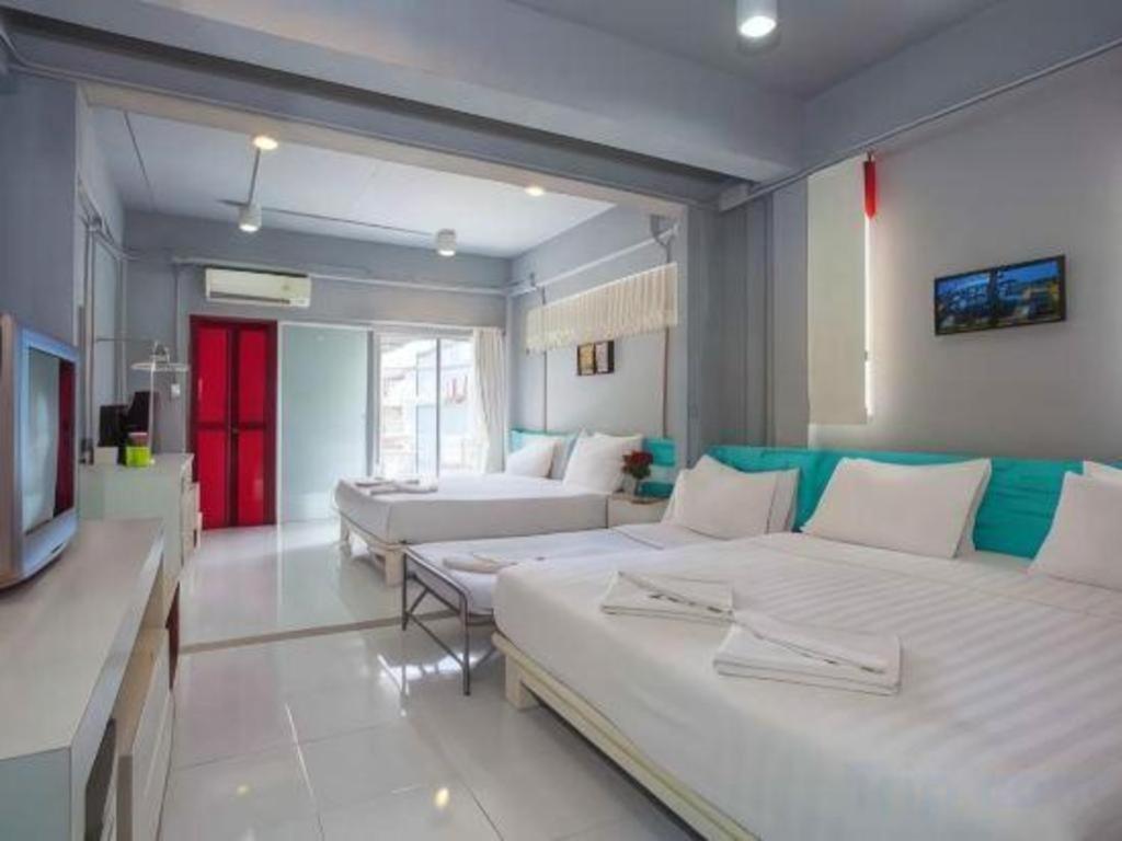 Oyo 292 The Oddy Hip Hotel Patong Εξωτερικό φωτογραφία