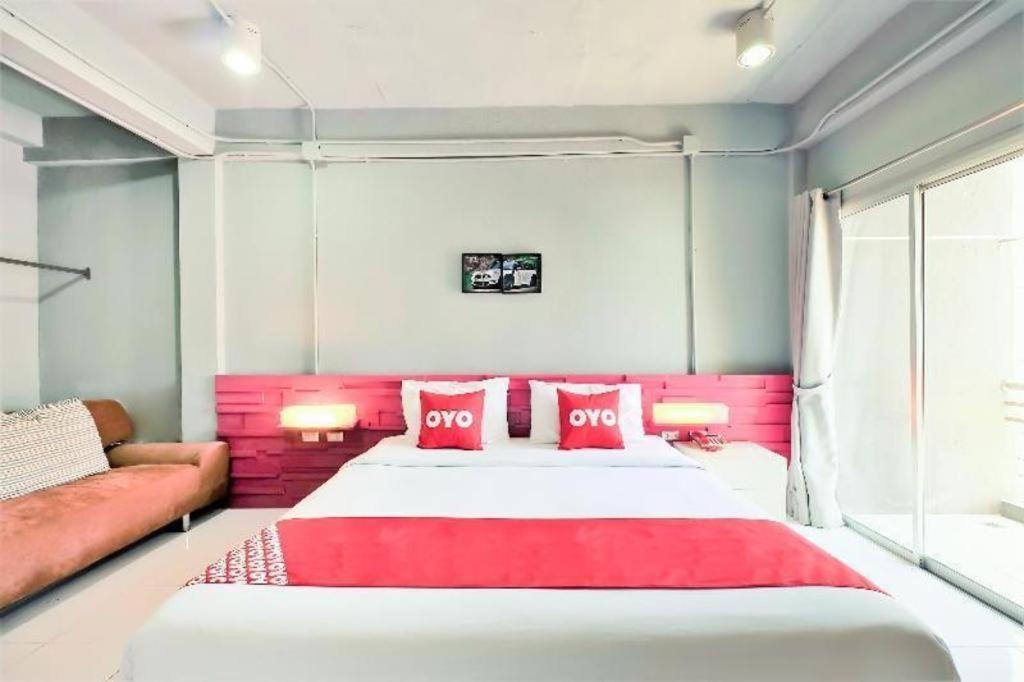 Oyo 292 The Oddy Hip Hotel Patong Εξωτερικό φωτογραφία