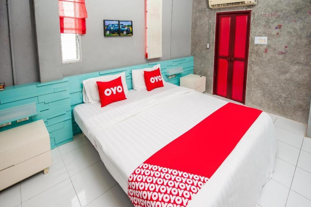 Oyo 292 The Oddy Hip Hotel Patong Εξωτερικό φωτογραφία